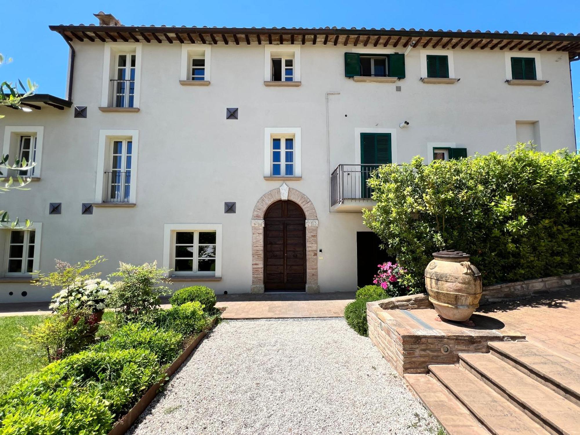 Corteviva Boutique B&B Perugia Luaran gambar