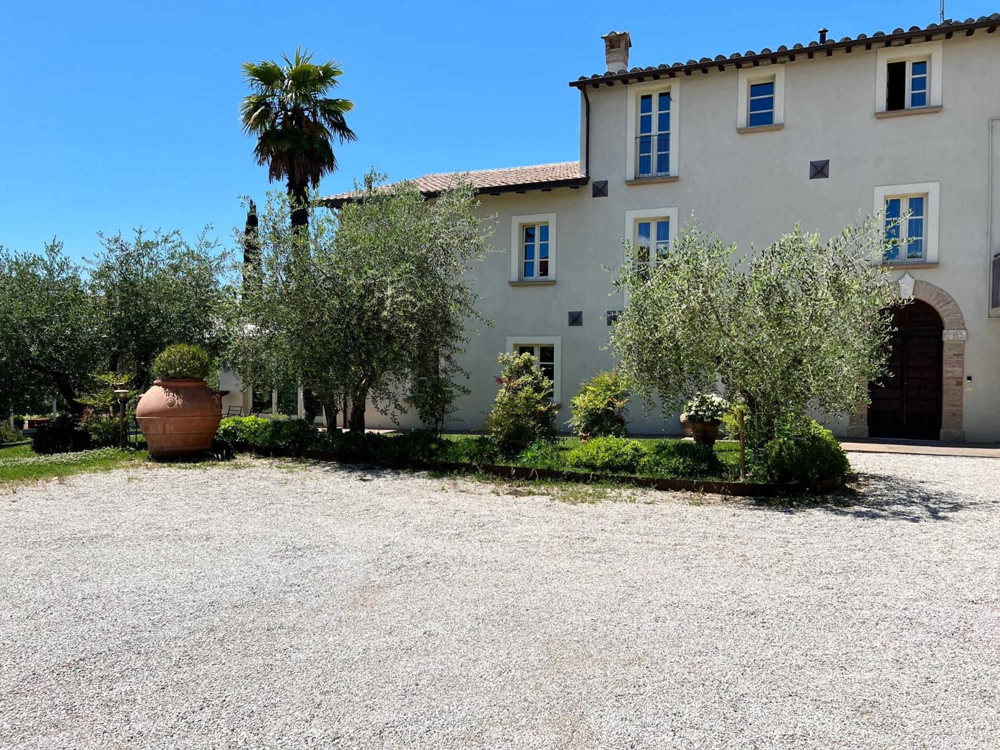 Corteviva Boutique B&B Perugia Luaran gambar