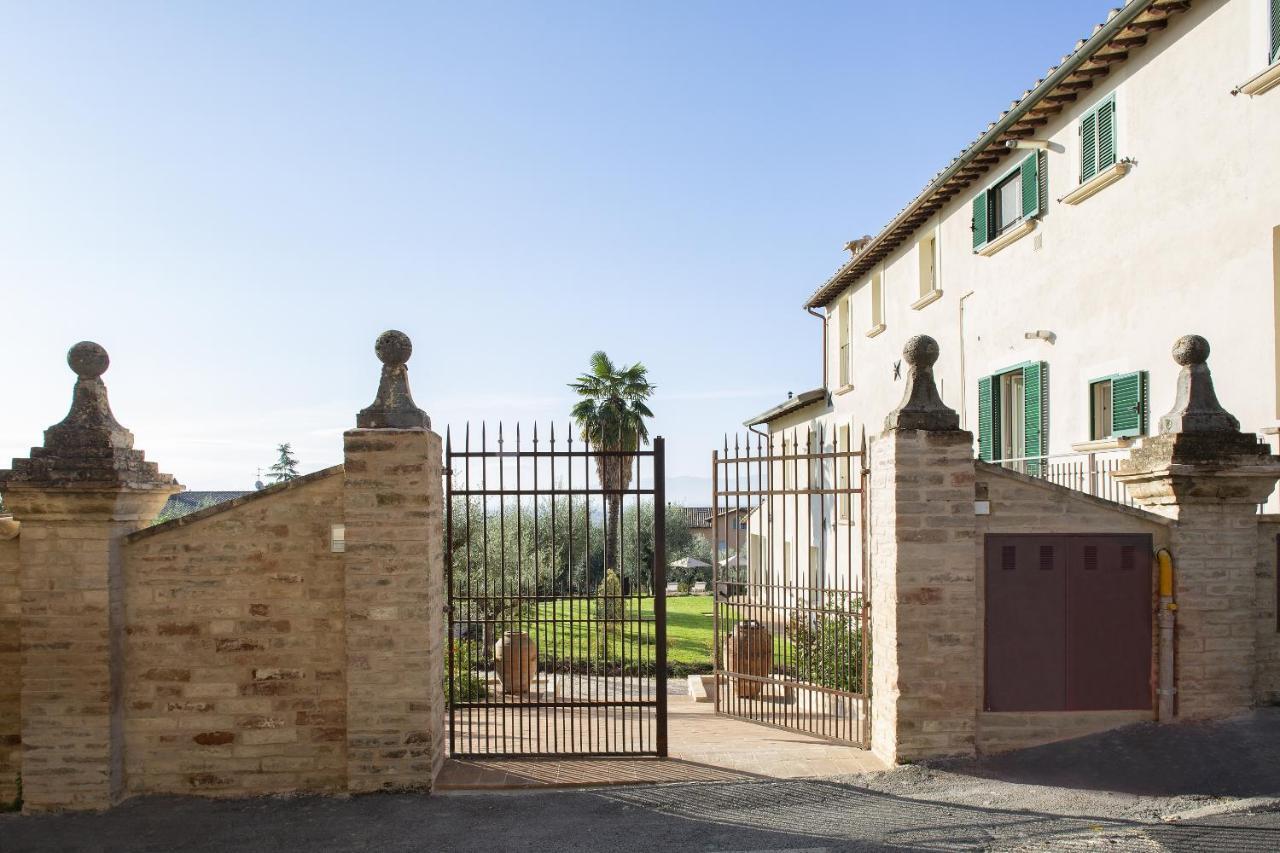 Corteviva Boutique B&B Perugia Luaran gambar